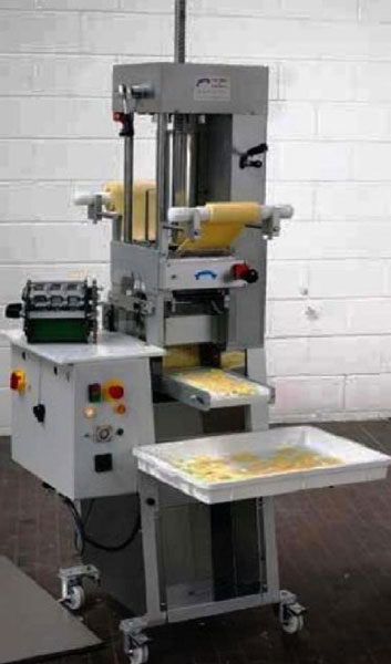 Cappelletti machines simple sheet - Aldo Cozzi Pasta Machines